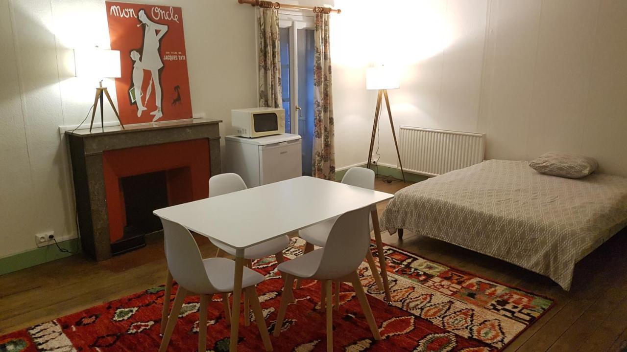Grand Studio Et Jolies Chambres A Louer Passins Dış mekan fotoğraf